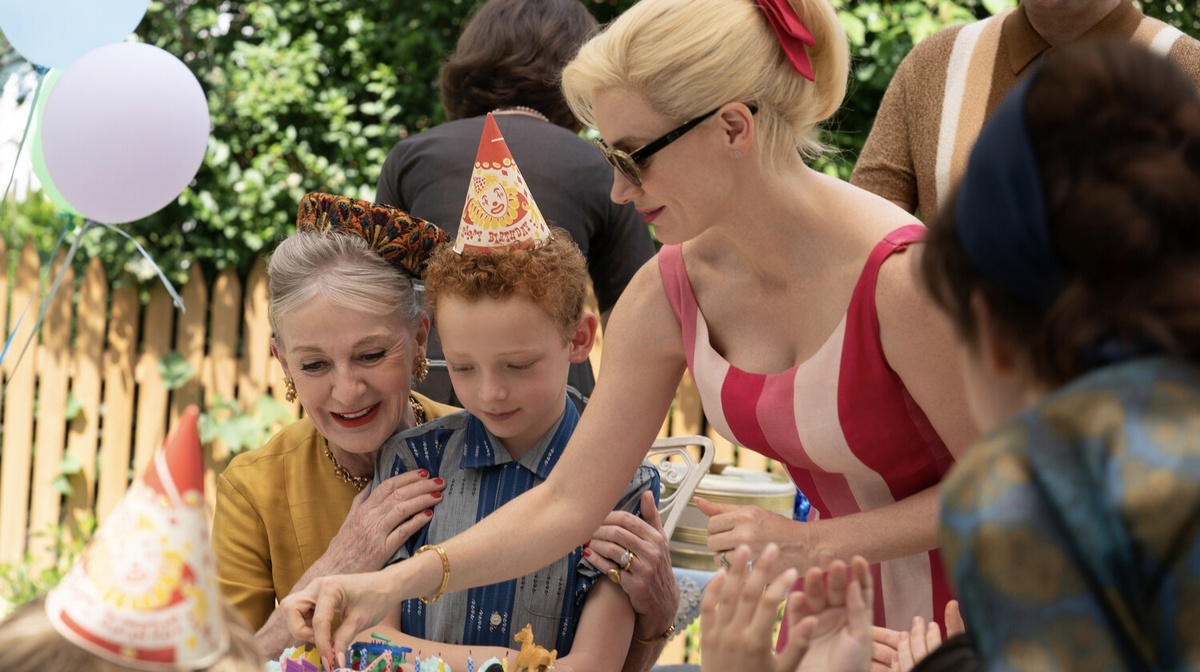 Кадр из фильма «Материнский инстинкт», 2024 год, режиссер Бенуа Дельомм