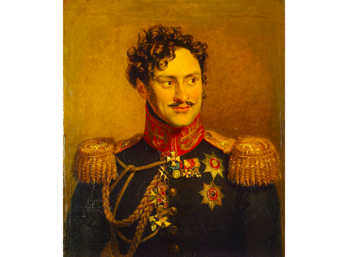 Джордж Доу (и мастерская). Портрет Александра Ивановича Чернышёва, не позднее 1825 (Военная галерея Зимнего дворца). Важно: это уже «официальный» образ победителя, созданный после кампании — поэтому он так уверенно смотрит и так сияют ордена.