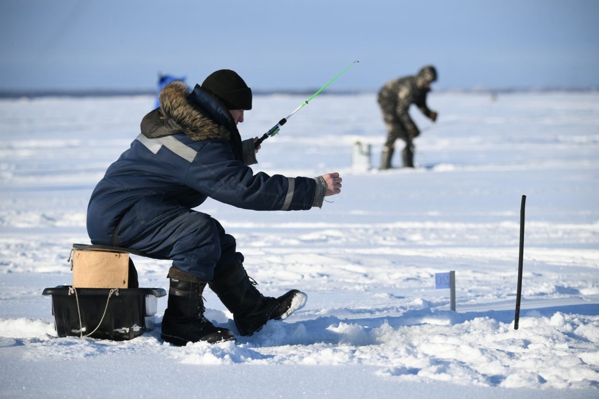    Зимняя рыбалка. Фото: "Республика"/ Сергей Юдин