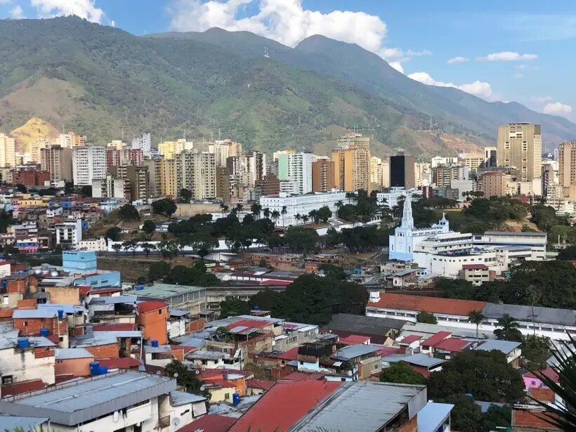     Вид на город Каракас. © РИА Новости. Михаил Алаеддин