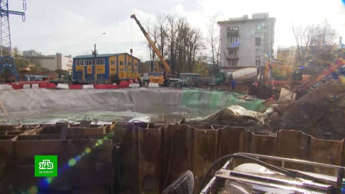    Строительство нового ЖК спровоцировало провал на севере Петербурга