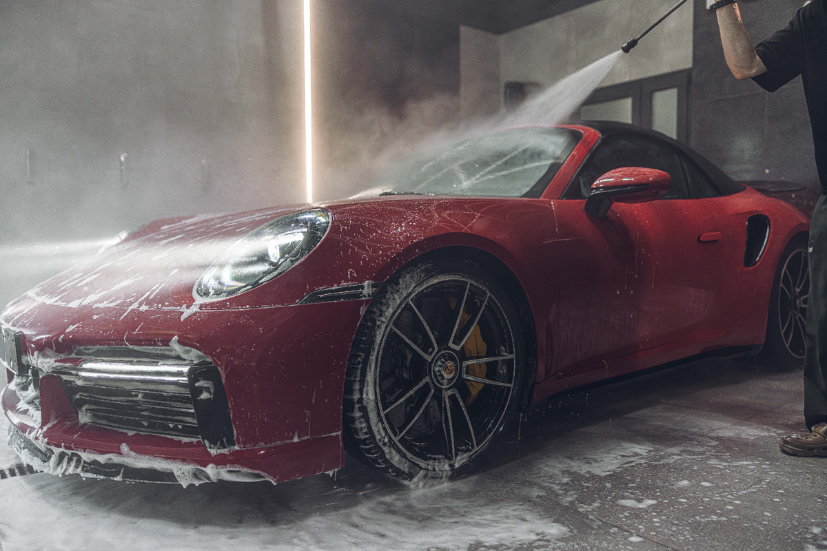 Микроцарапины на лаке после неправильной мойки зимой