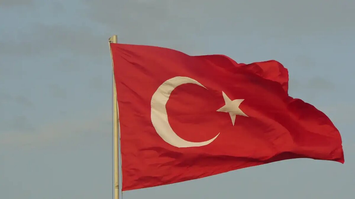    Флаг Турции. Unsplash