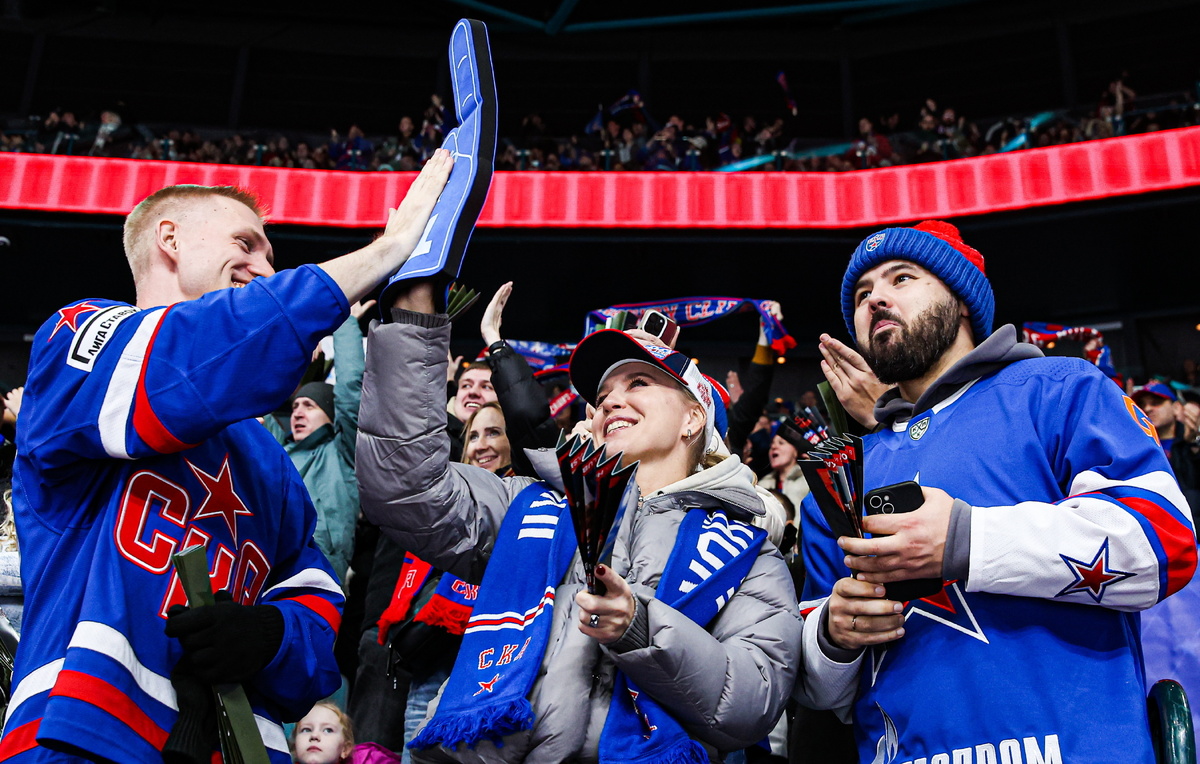    Болельщики СКА   Петр Ковалев/ТАСС