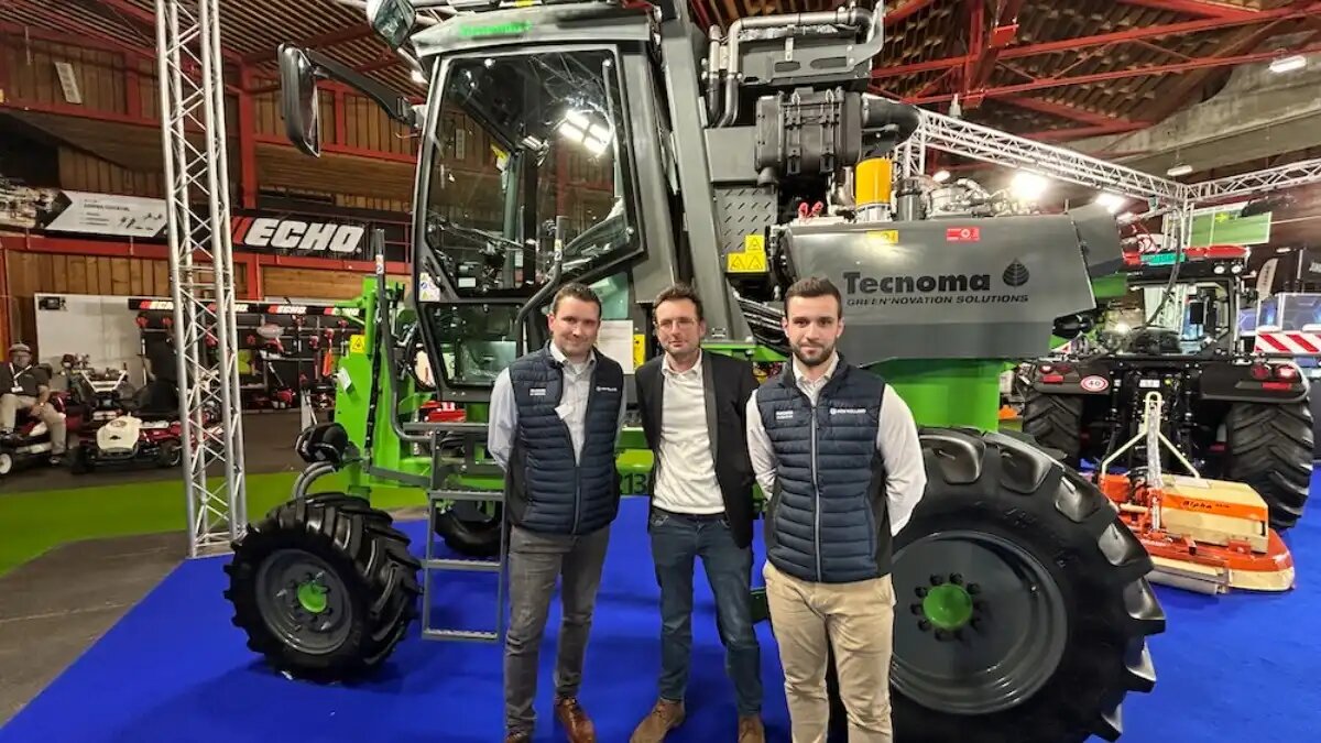 Фото: agrartechnik.ch
Tecnoma представила новый трактор TPH-2130