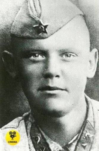 Сержант Леонид Гайдай в 1942 году.