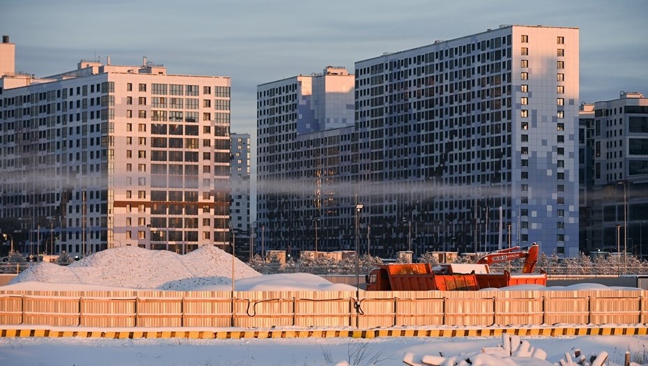    Февральские продажи жилья после бурного старта года могут подпортить настроение девелоперам Автор фото: Сергей Ермохин/"ДП"