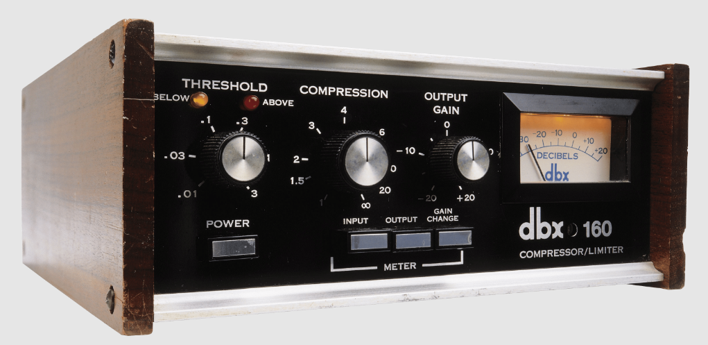 Первым профессиональным аналоговым VCA‑компрессором стал dbx 160, выпущенный в 1976 году.