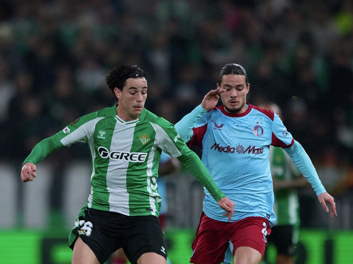    Матч футбольной Лиги Европы "Бетис" - "Фейенорд" | © Фото : Соцсети футбольного клуба "Бетис"