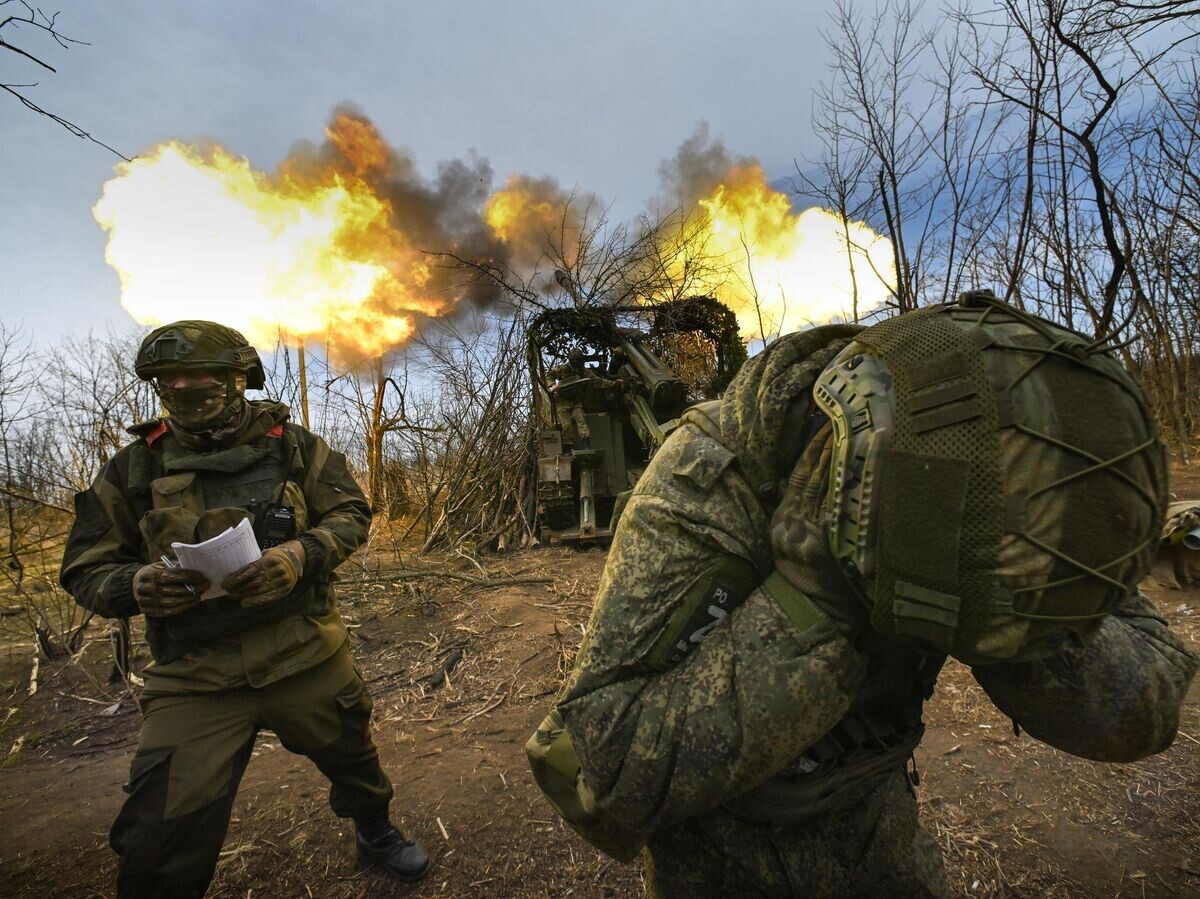    Боевая работа САУ "Гиацинт-С" группировки "Центр"© РИА Новости . Станислав Красильников