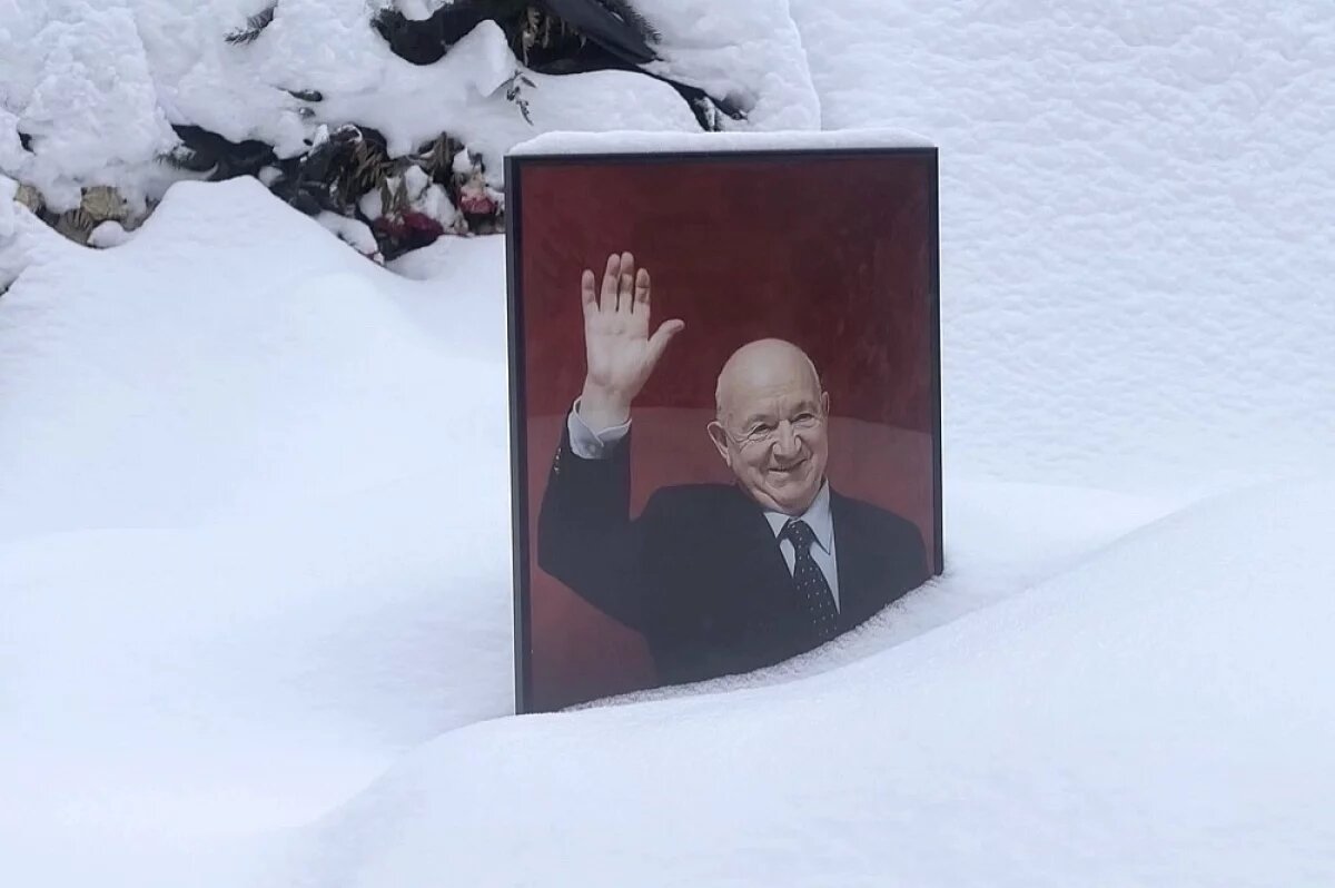    Могила Никиты Симоняна.