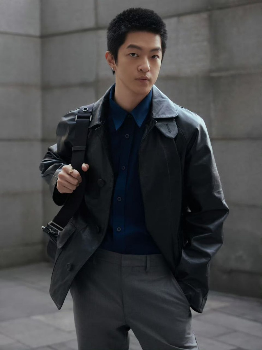 Актёр Цюй Чусяо, 31 год. Смотрите галерею...