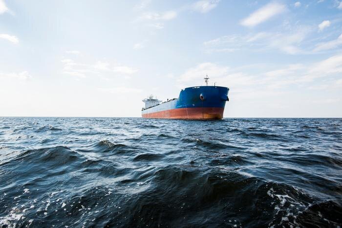 Обложка © Shutterstock / FOTODOM / Alex Stemmer