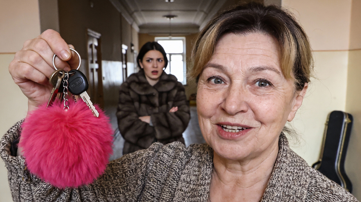 Неблагодарная мать. Я осталась в трех комнатах, а сын платит ипотеку. И мне не стыдно