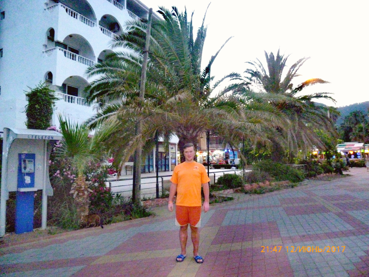 Вид на наш отель