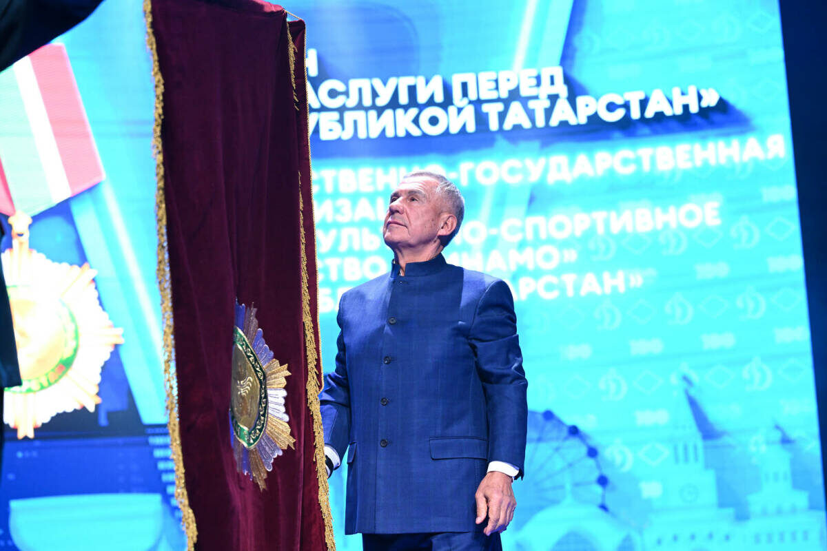 «Динамо» РТ наградили орденом «За заслуги перед Республикой Татарстан»Фото: © rais.tatarstan.ru