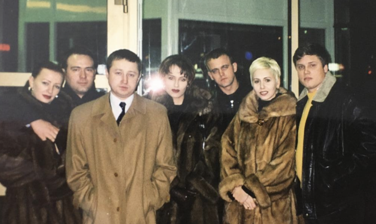 Правая рука главаря «Хади Такташа» Радик Галиакберов по прозвищу Раджа (в бежевом пальто). Фото: DaiFiveTop