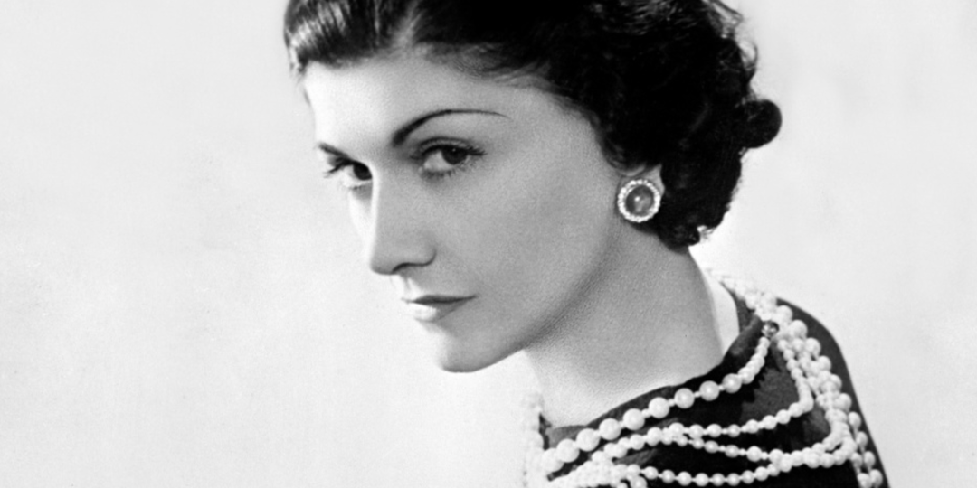 Один циничный совет от Коко Шанель, который стоит знать всем одиноким женщинам