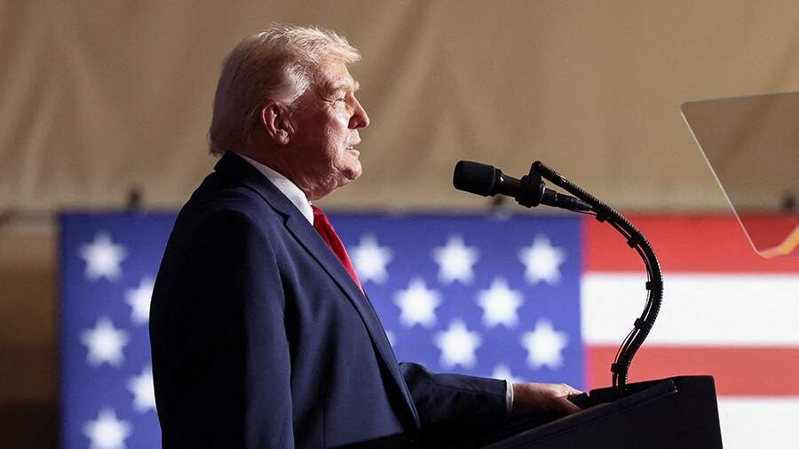    Фото: REUTERS/Kevin Lamarque