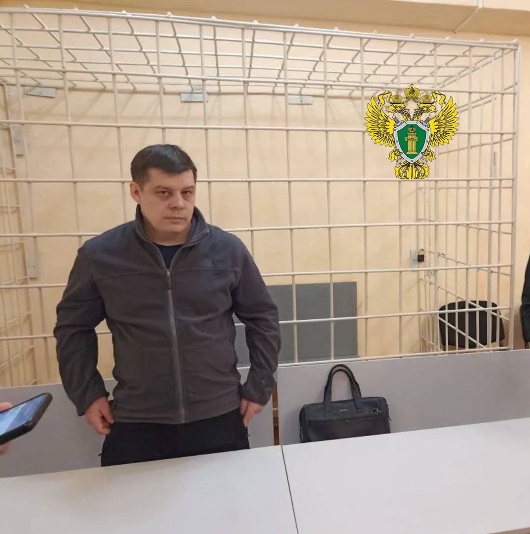 Бывший пресс-секретарь крупного комбината отправился за решетку.  Фото: Фото предоставлено пресс-службой прокуратуры Свердловской области