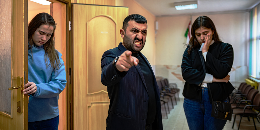 Как глава диаспоры Камран Бабаев успешно отобрал бизнес у русского предпринимателя.