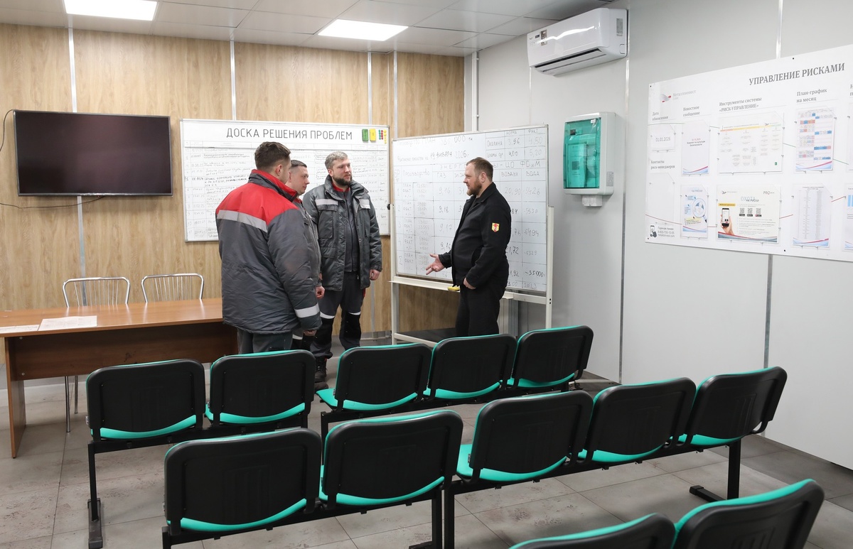 Обсуждать актуальные вопросы, проводить Открытые диалоги лучше в комфортной обстановке. Фото Александра Белашова / «Медиацентр»