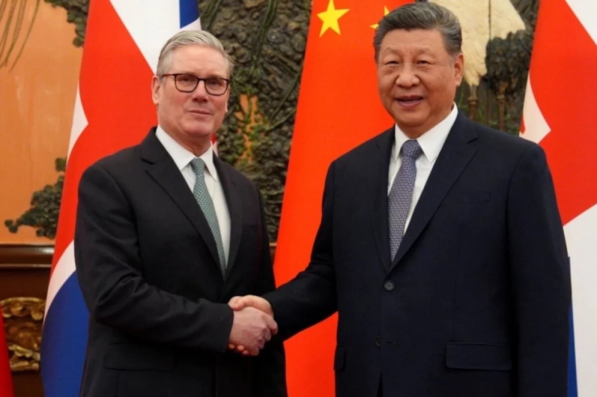    Си Цзиньпин рассказал Стармеру, что болеет за «Манчестер Юнайтед»