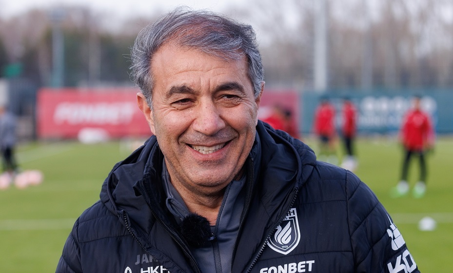    Главный тренер "Рубина" Рахимов Фото: Global Look Press