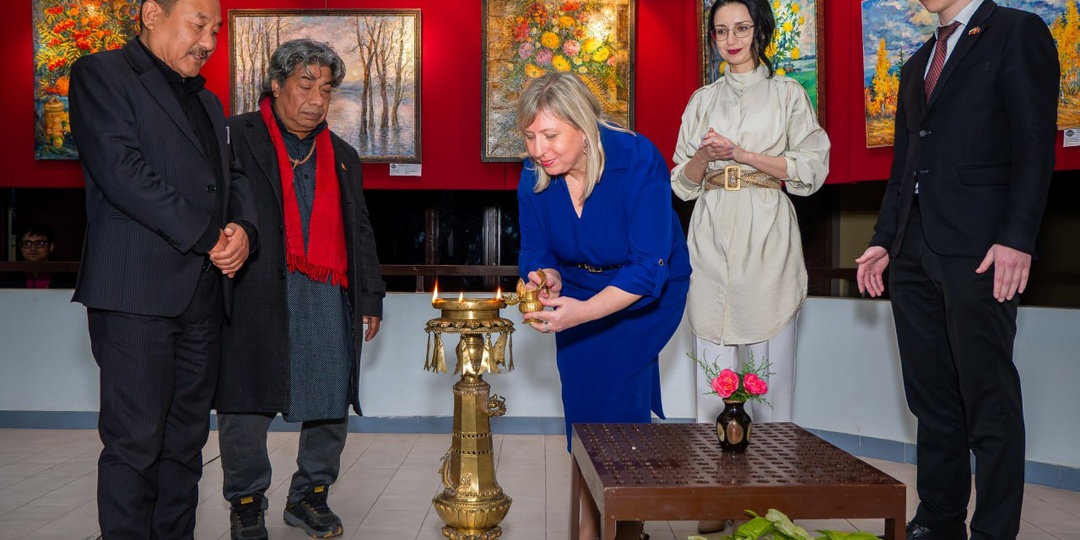 В Непале открылась выставка Евразийского Художественного Союза «С Любовью из России»