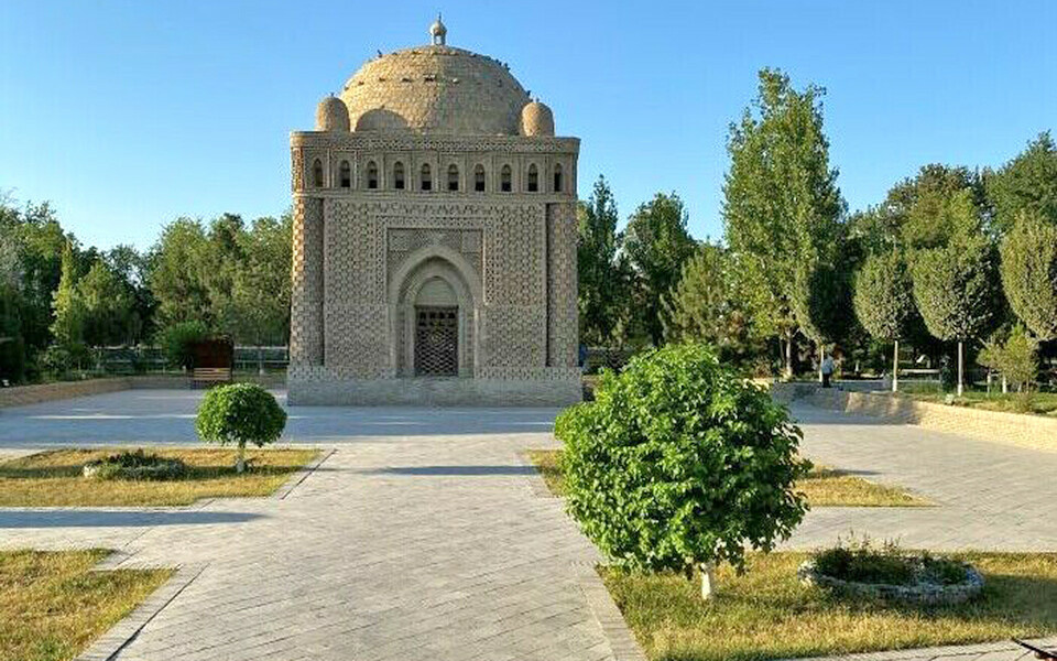 Мавзолей Исмаила Сомони. 