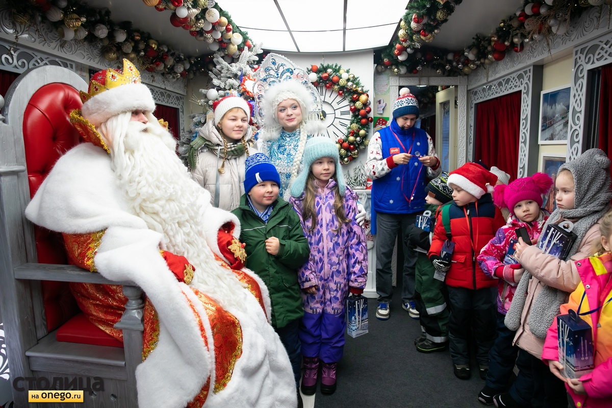    Поезд Деда Мороза вернулся в Карелию© Людмила Корвякова