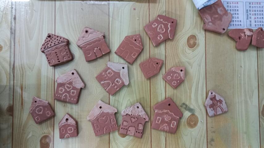 Глиняные подделки детей