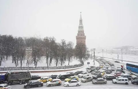 В Москве и области объявлен "оранжевый" уровень погодной опасности из-за сильных Морозов. 