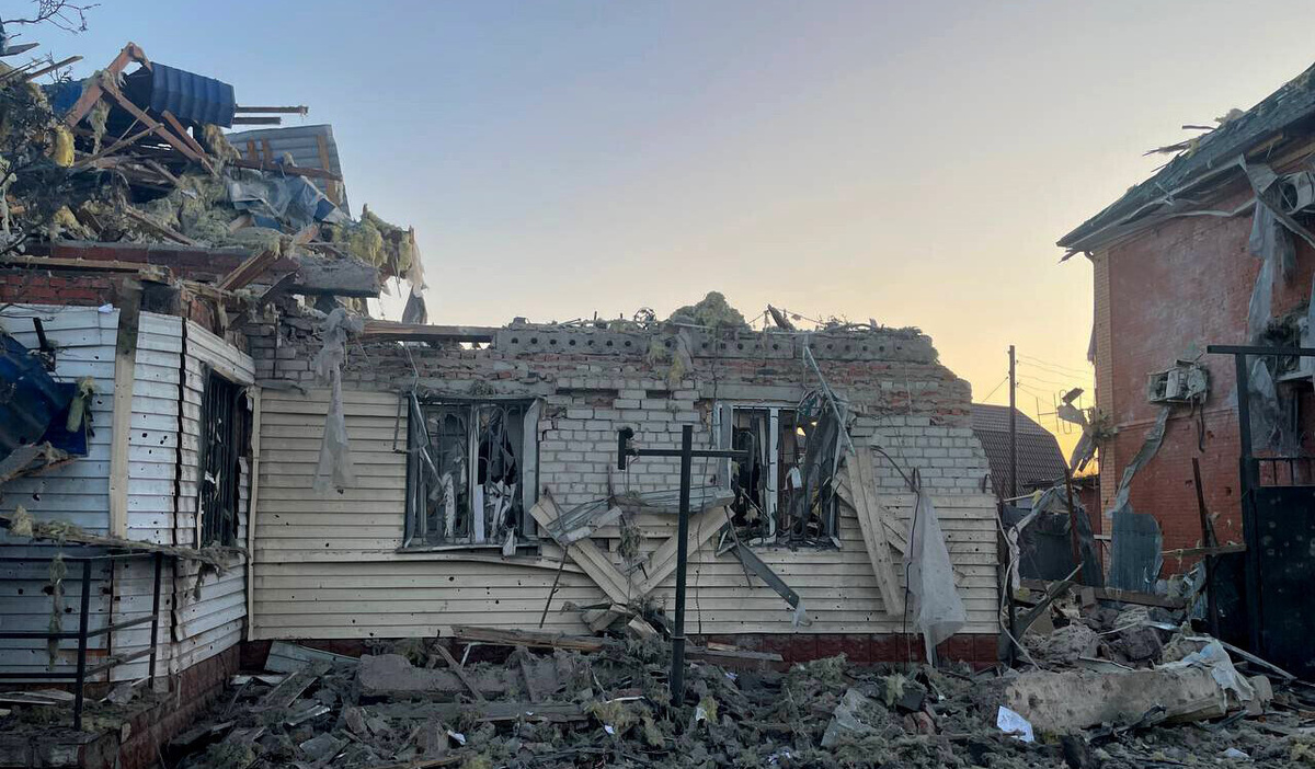    Последствия одного из обстрелов Курской области со стороны ВСУ. Фото: Официальный Телеграм-канал правительства Курской области/Архив