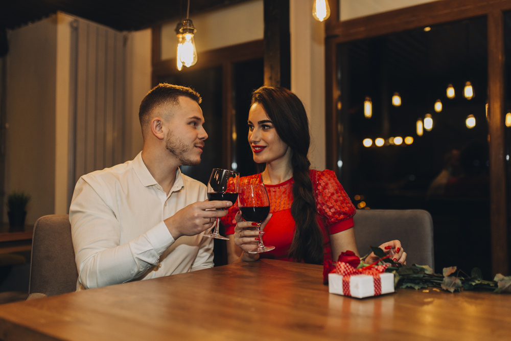 Главное фото создано Freepik