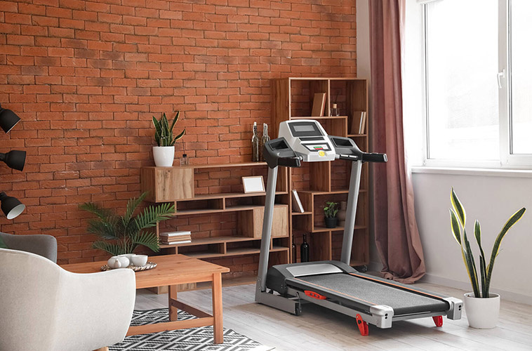 беговая дорожка в квартире (фото из открытых источников)
