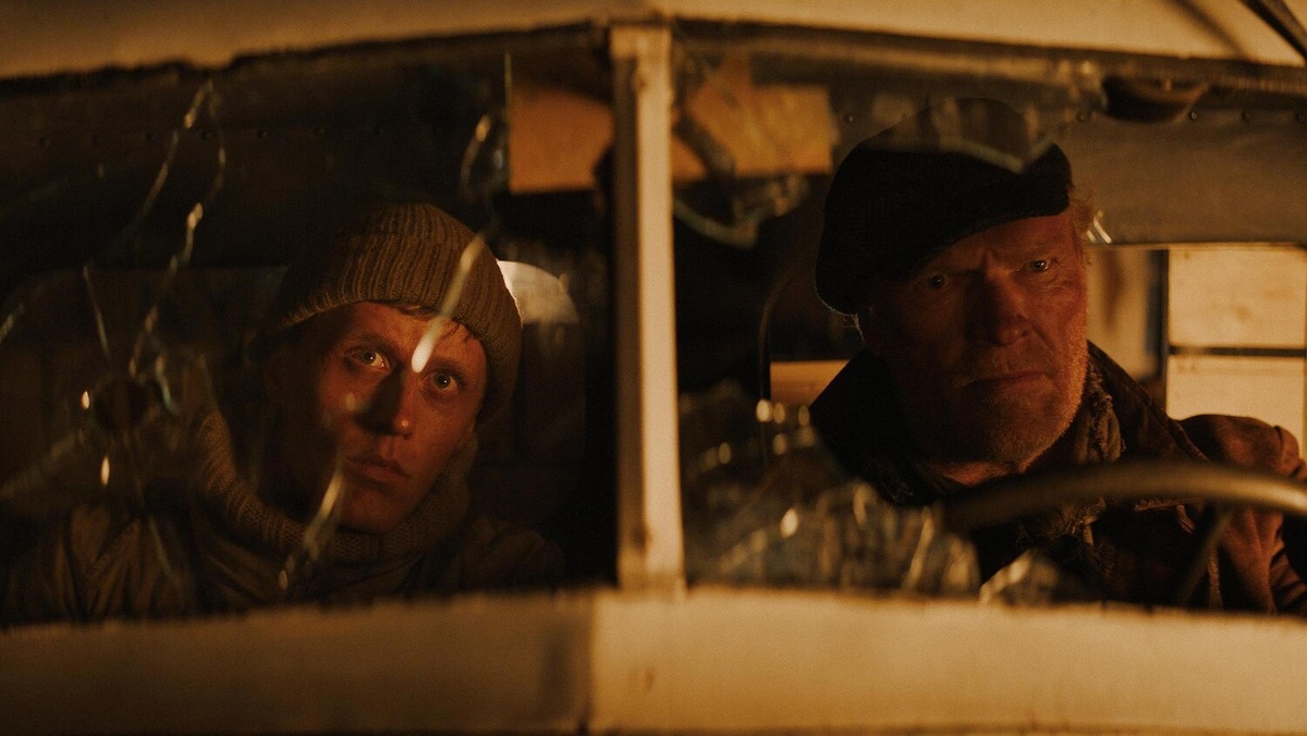 «Случайные герои» Одд Генри (справа) и Ингвар Берге. Кадр из фильма «Золотой конвой»