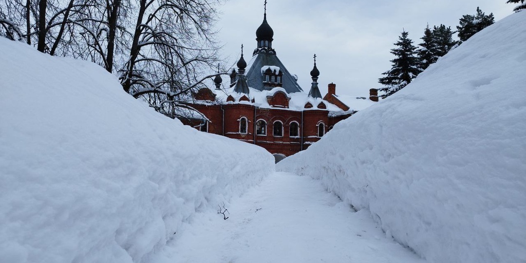 Дорогие мои сомолитвенники и досточтимые, Богом данные, уважаемые читатели канала