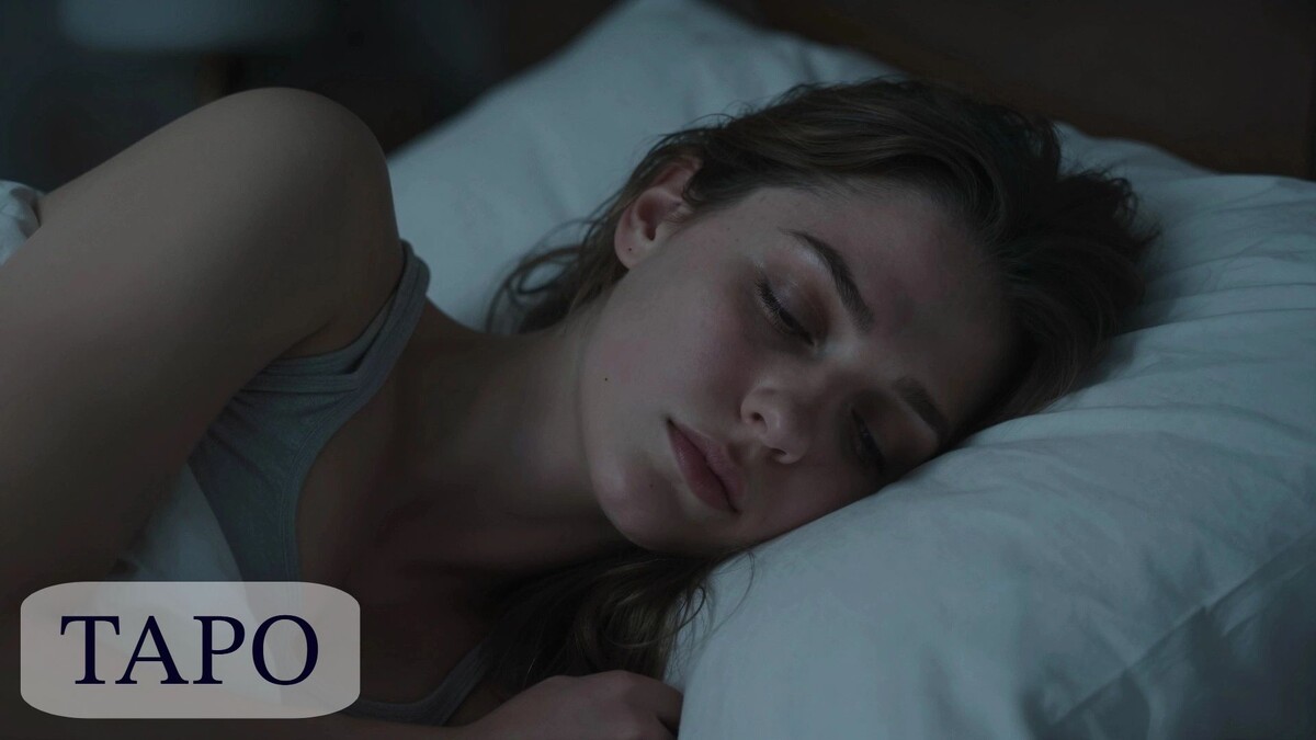 Мечи в Таро — это не про драки. Это про ваш внутренний голос, который бывает слишком честным, про бессонные ночи от мыслей и про решения, которые меняют всё. Узнайте, как читать эти карты без страха.