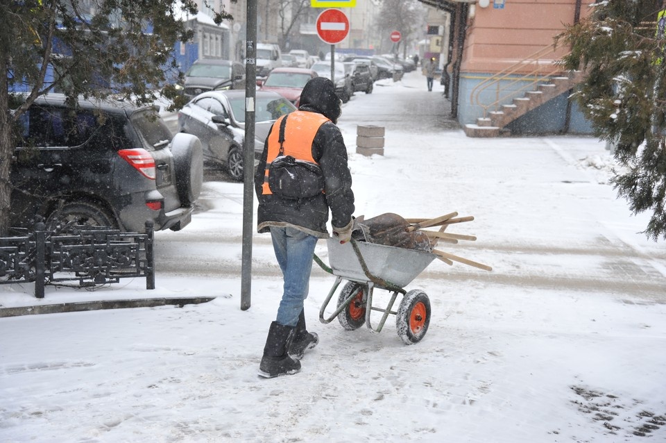    При перепадах температуры готовимся к гололедице. Дмитрий КУТЕПОВ