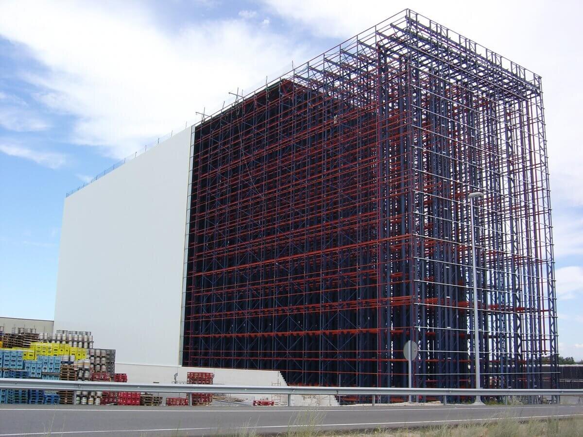 Вариант исполнения самонесущегося склада от НТЛС