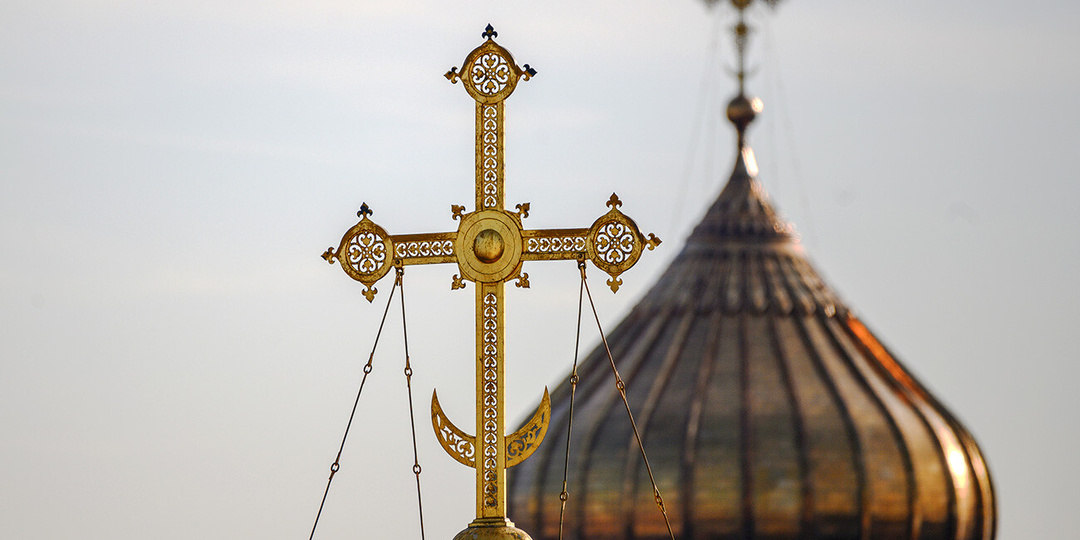 Почему на православных крестах можно увидеть полумесяц?