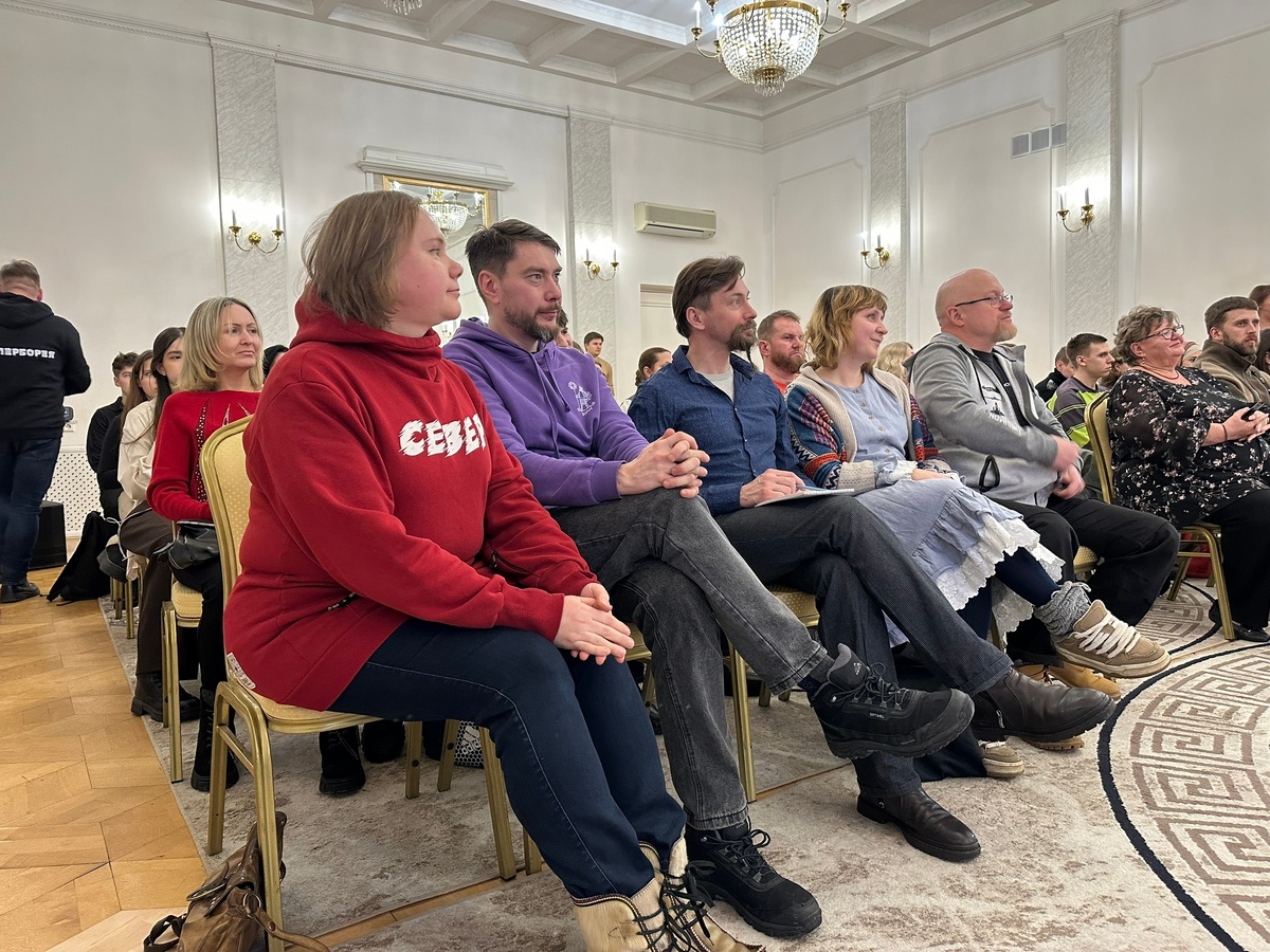 Листайте вправо, чтобы увидеть больше изображений