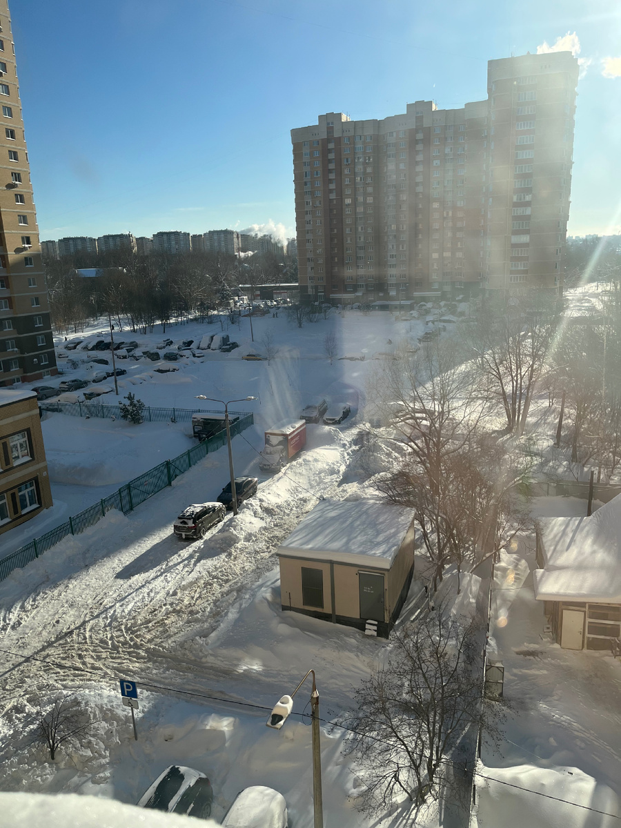 Ну красота))это, возможно третий день зимы, когда светит солнце