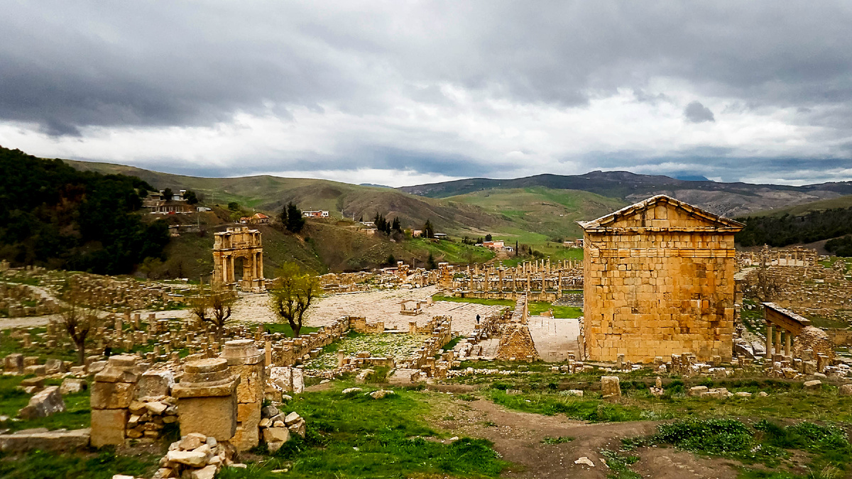 Джемила — древний римский город, руины которого расположены в современном Алжире.