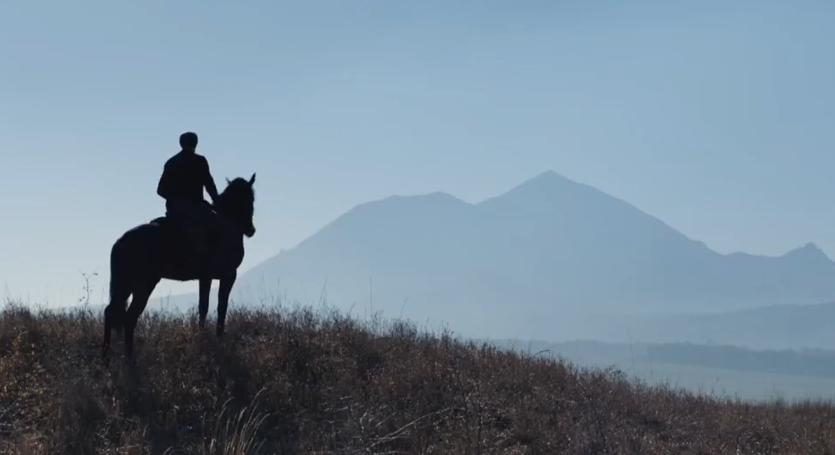 Кадр из фильма "Лермонтов", реж. Бакур Бакурадзе, 2025 год