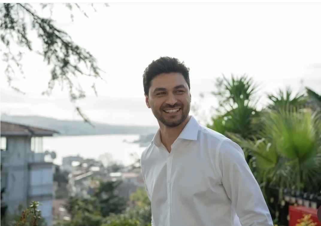 Соцсети Бирсен Атлунташ