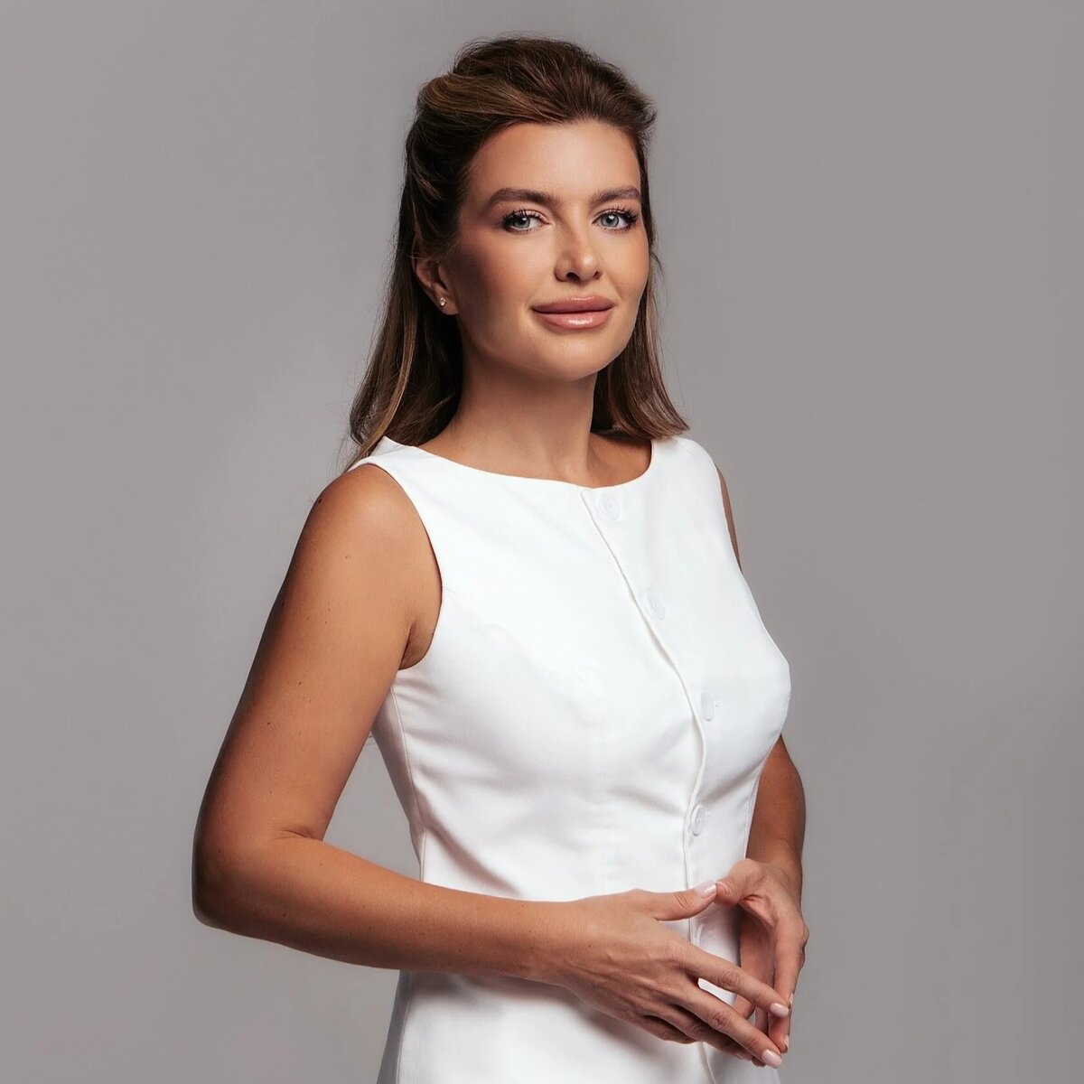 Юлия Александровна Савельева, главный врач Skin Clinic в Волгограде