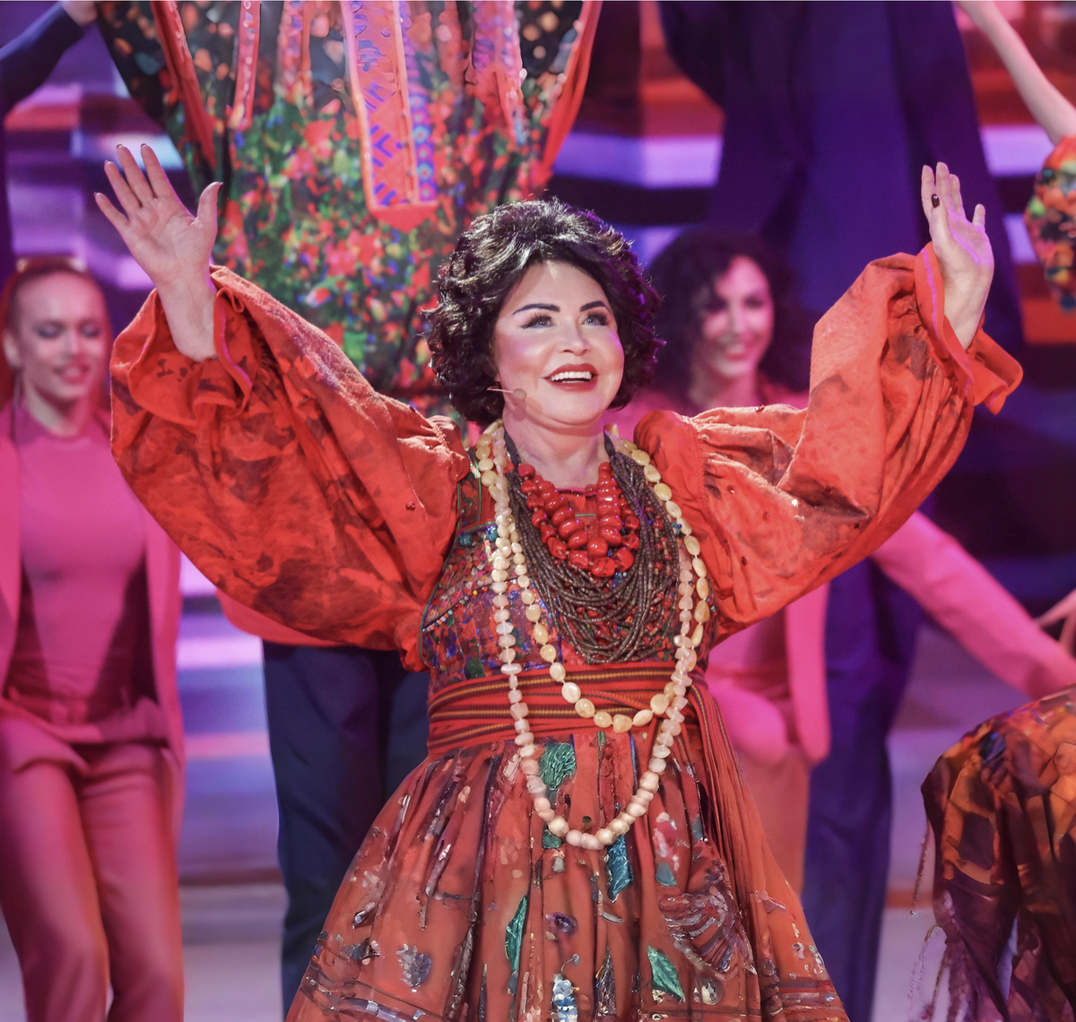    Певица Надежда Бабкина выбрала представительский седан