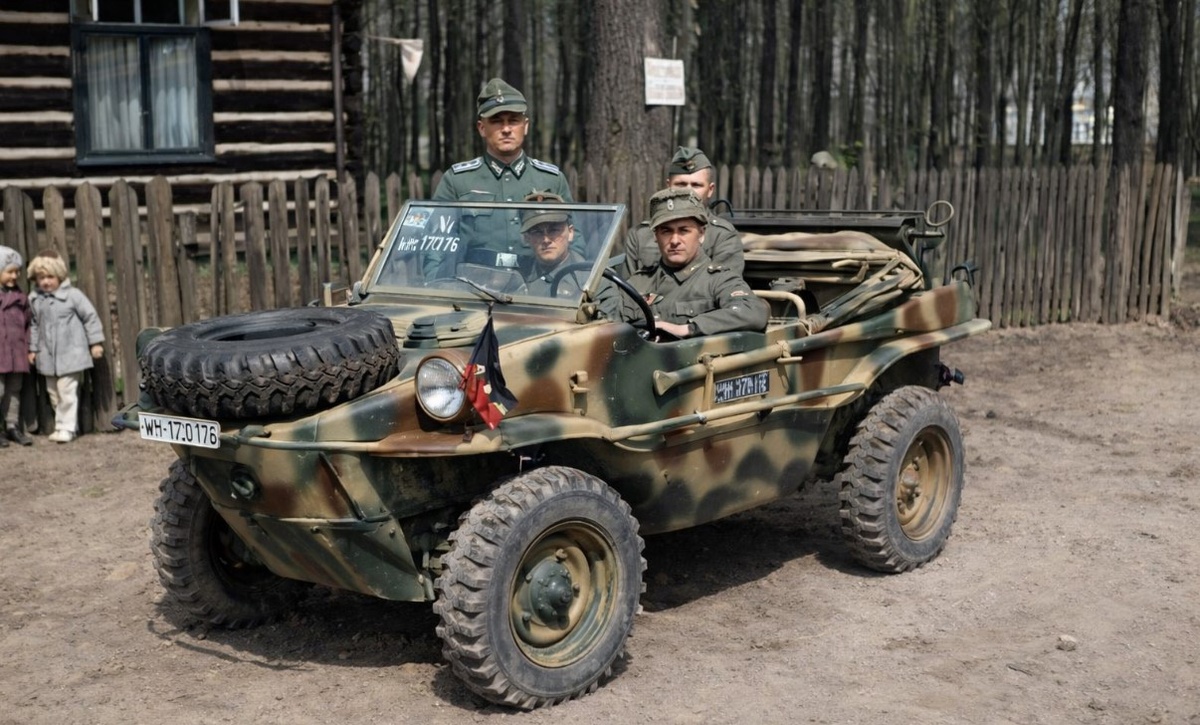 Schwimmwagen Type 166
